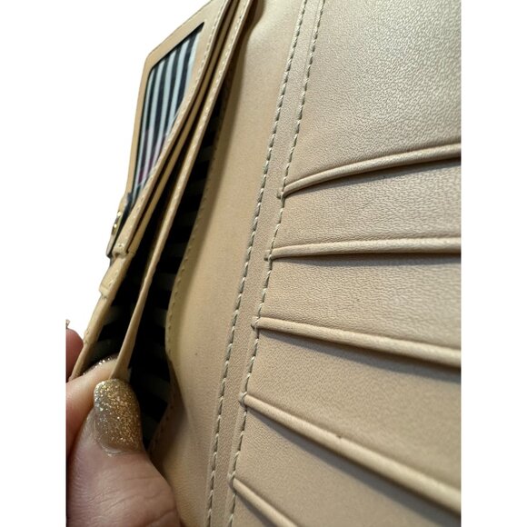 Kate Spade New York Leather Wallet With Zip Pocket & Card Slots - Picture 4 of 7